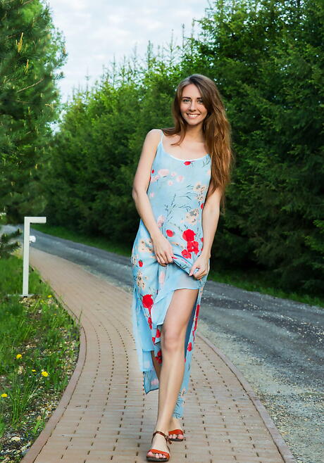 Slim redhead young Olwen unveiling tiny tits and spreading her legs outdoor